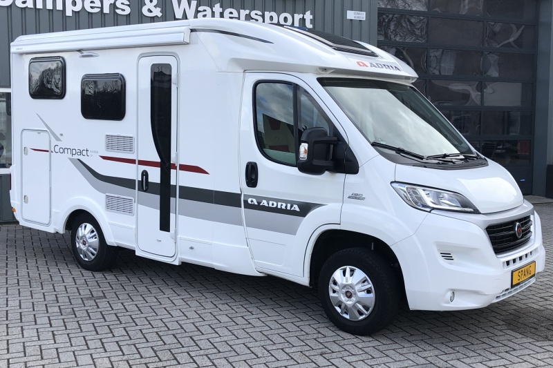 Adria Compact Axess SP