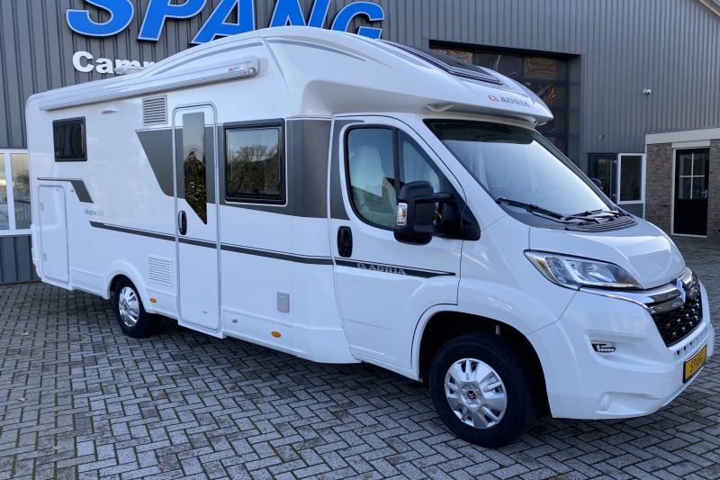 Adria Matrix 670 DL