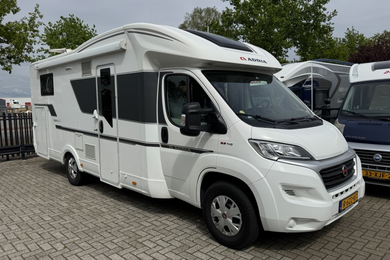 Adria Matrix Plus 670 SC