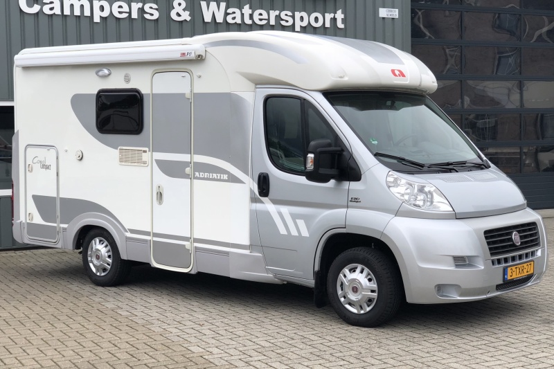 Adria Compact 590 SP