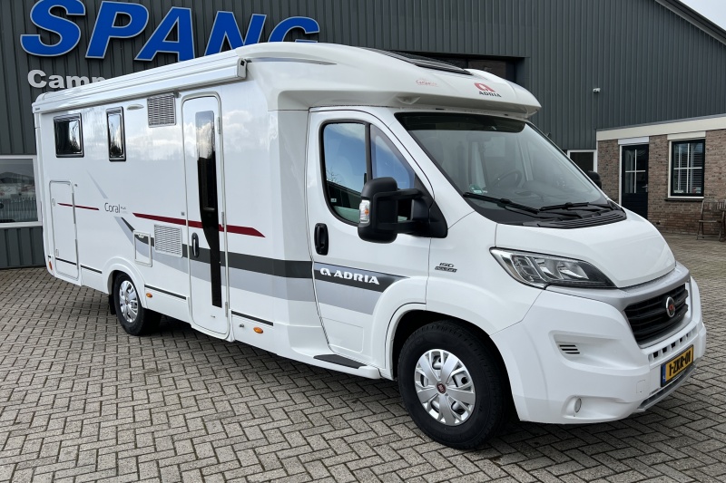 Adria Coral Plus s 670 SL