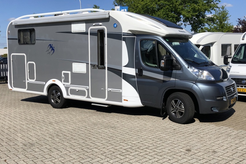 Knaus Sun ti Euroline 700 LEG